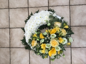 Massed wreath